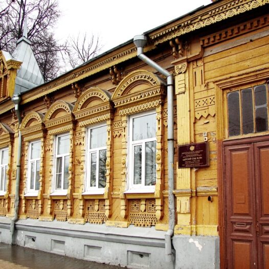 84. «Дома купцов в центре Рязани»